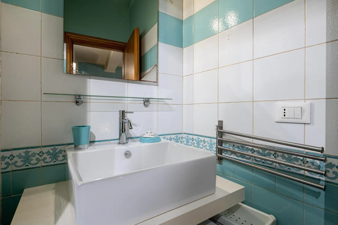 Guesthost - Porta Romana & Boboli Suite Florence Apartment